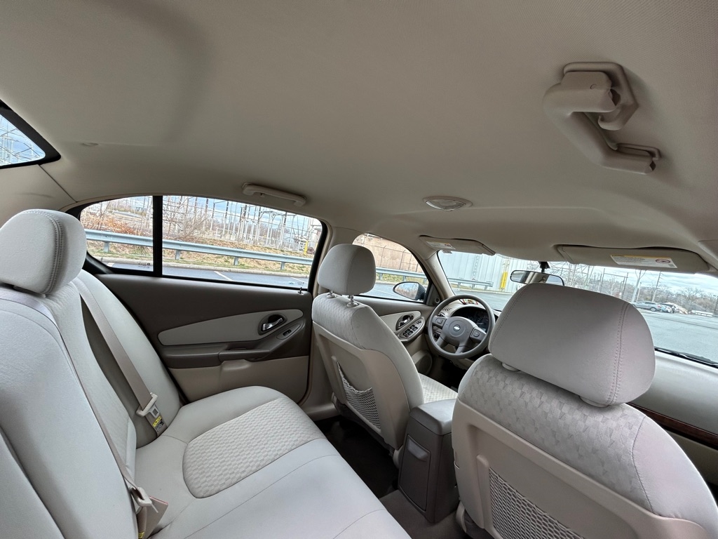 Chevrolet Malibu  2005