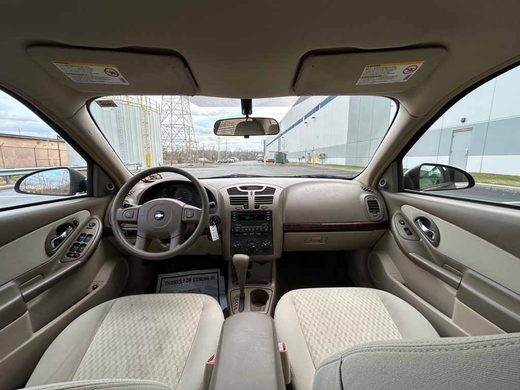 Chevrolet Malibu  2005