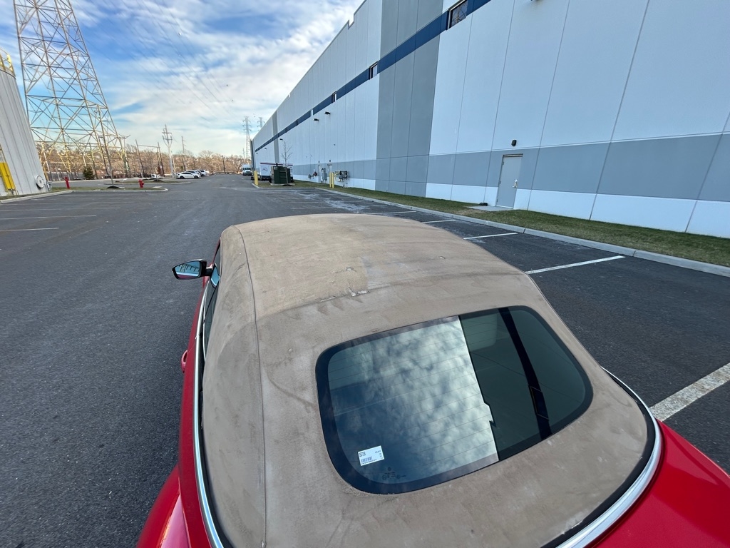 Volkswagen Beetle 2.0T Turbo Convertible 2013