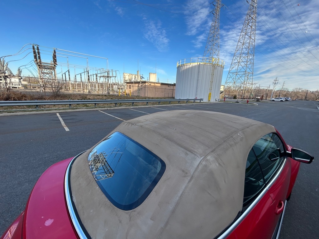 Volkswagen Beetle 2.0T Turbo Convertible 2013