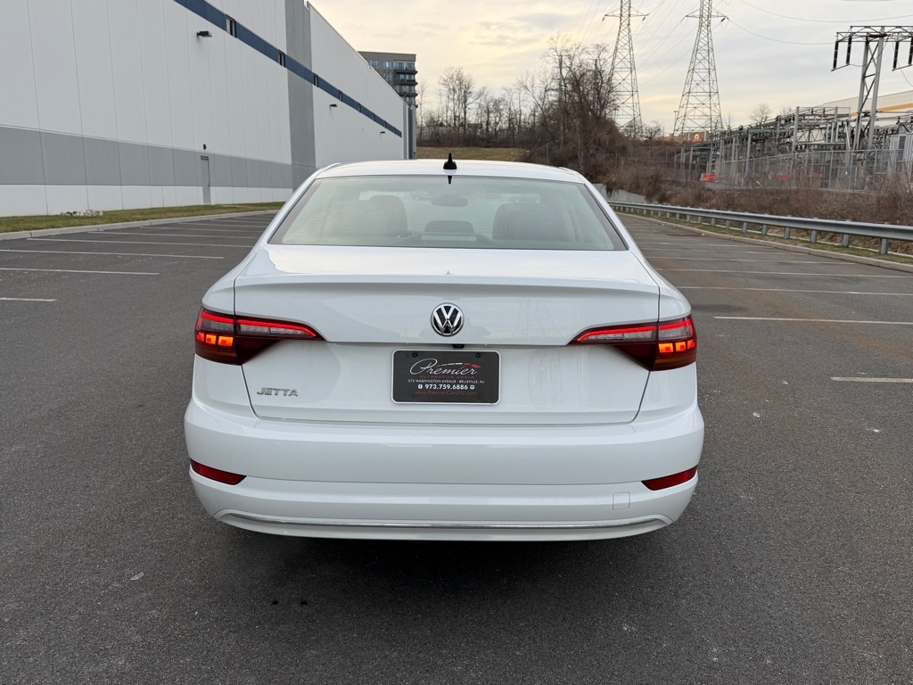 Volkswagen Jetta  2019