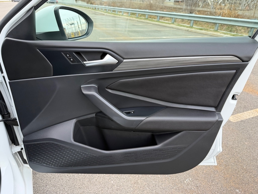 Volkswagen Jetta  2019