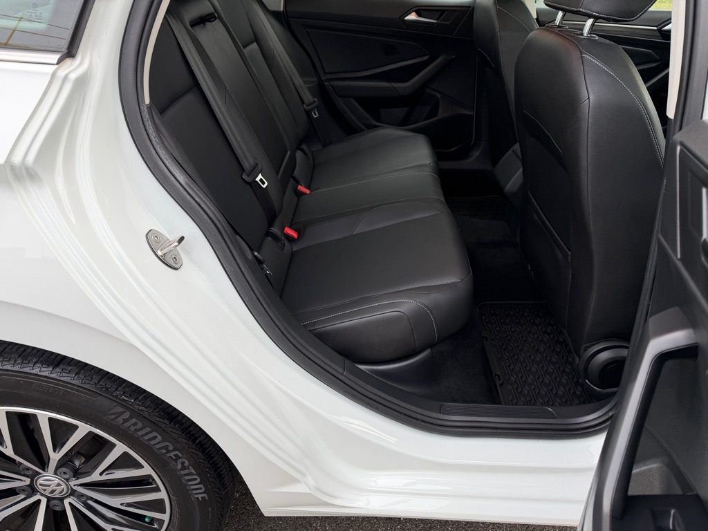 Volkswagen Jetta  2019