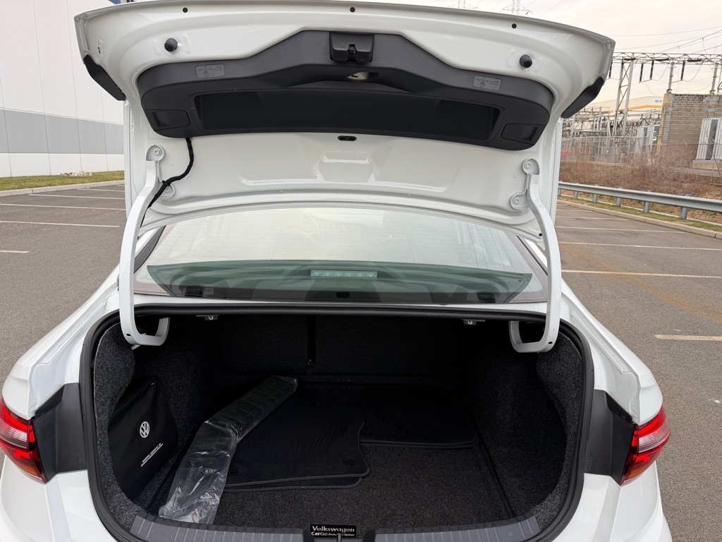 Volkswagen Jetta  2019