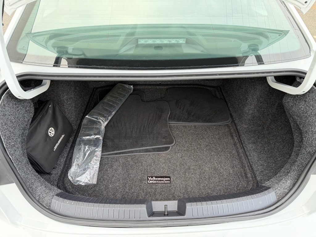 Volkswagen Jetta  2019