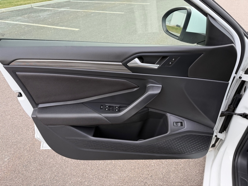 Volkswagen Jetta  2019