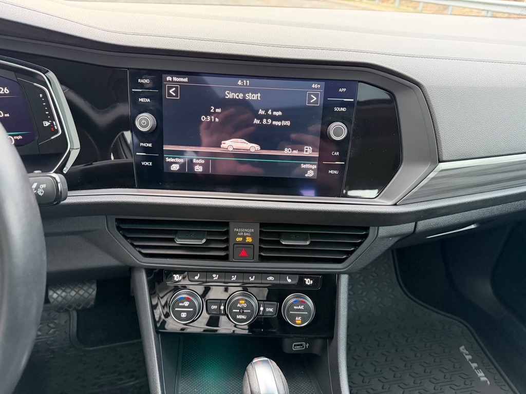 Volkswagen Jetta  2019