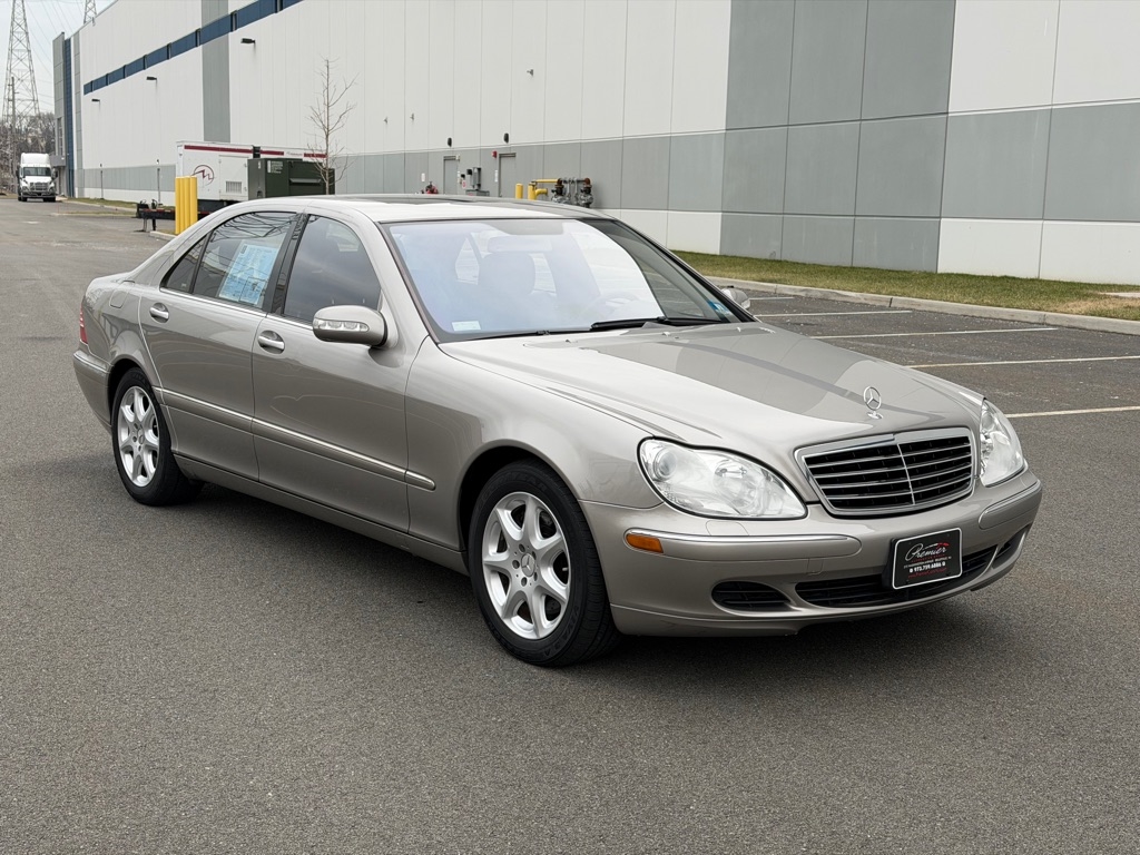 Mercedes-Benz S-Class  2005