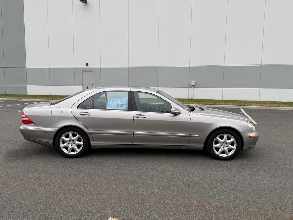 Mercedes-Benz S-Class  2005