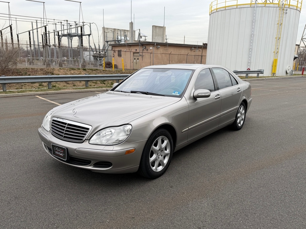 Mercedes-Benz S-Class  2005