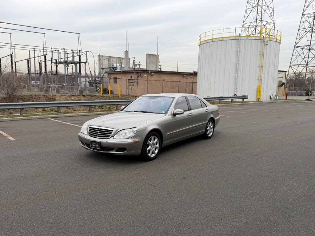 Mercedes-Benz S-Class  2005