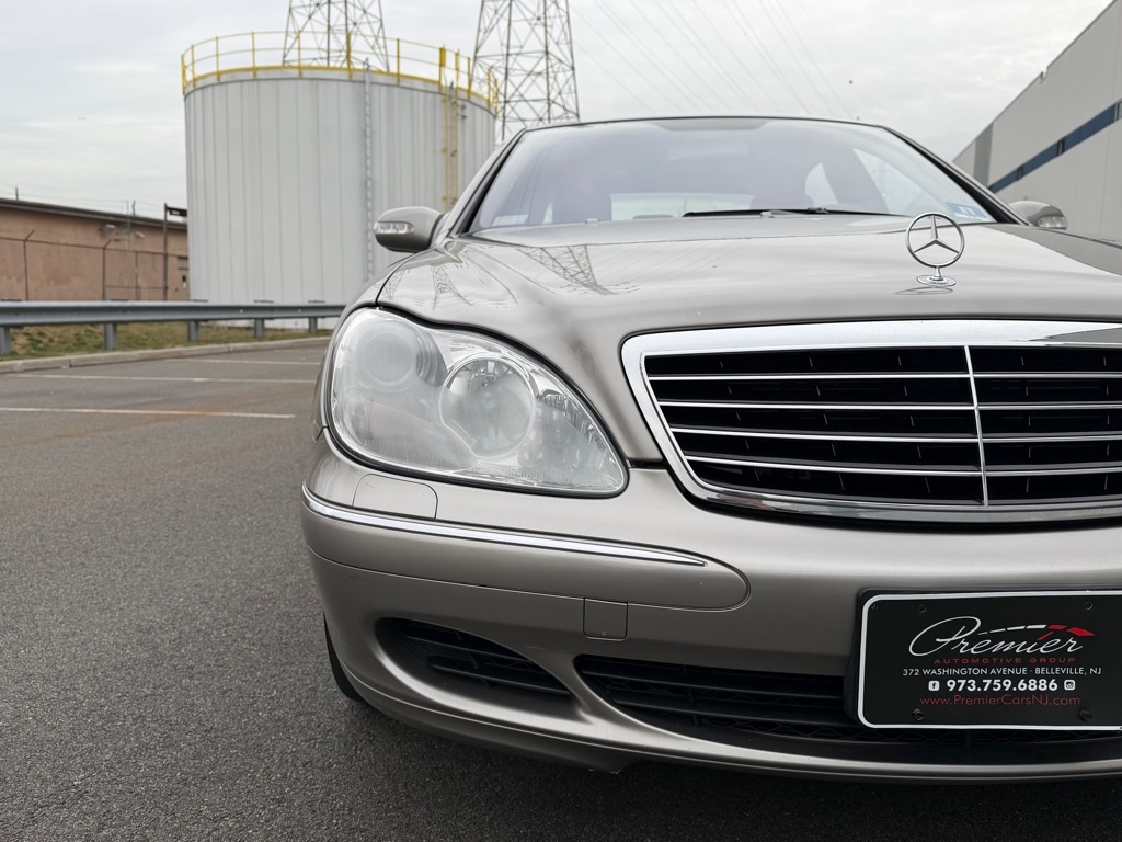 Mercedes-Benz S-Class  2005