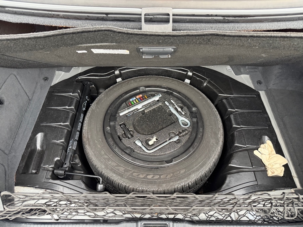 Mercedes-Benz S-Class  2005