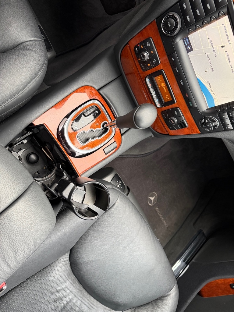 Mercedes-Benz S-Class  2005