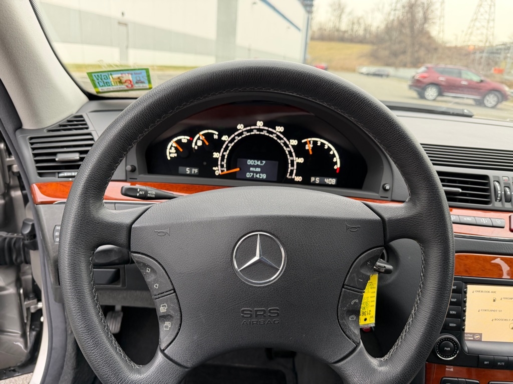 Mercedes-Benz S-Class  2005