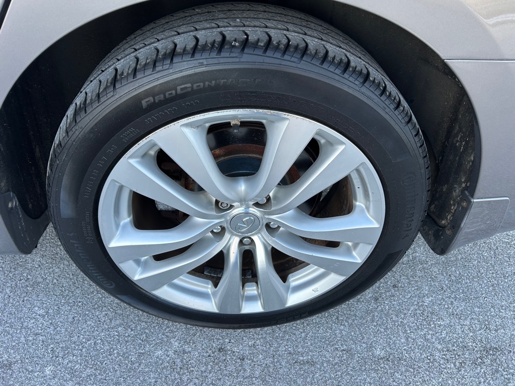 Infiniti M 35x AWD 2008