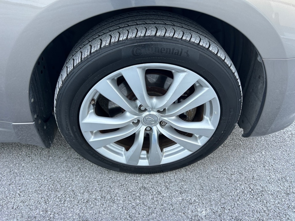 Infiniti M 35x AWD 2008