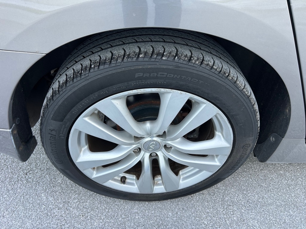 Infiniti M 35x AWD 2008