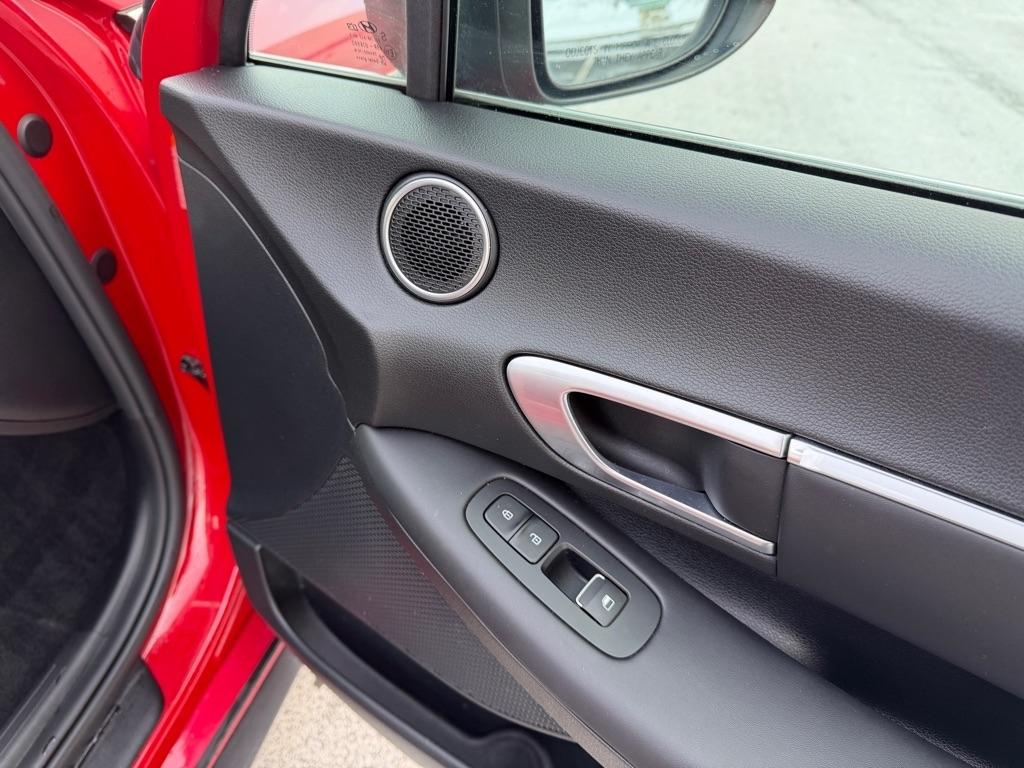 Hyundai Sonata Hybrid  2020