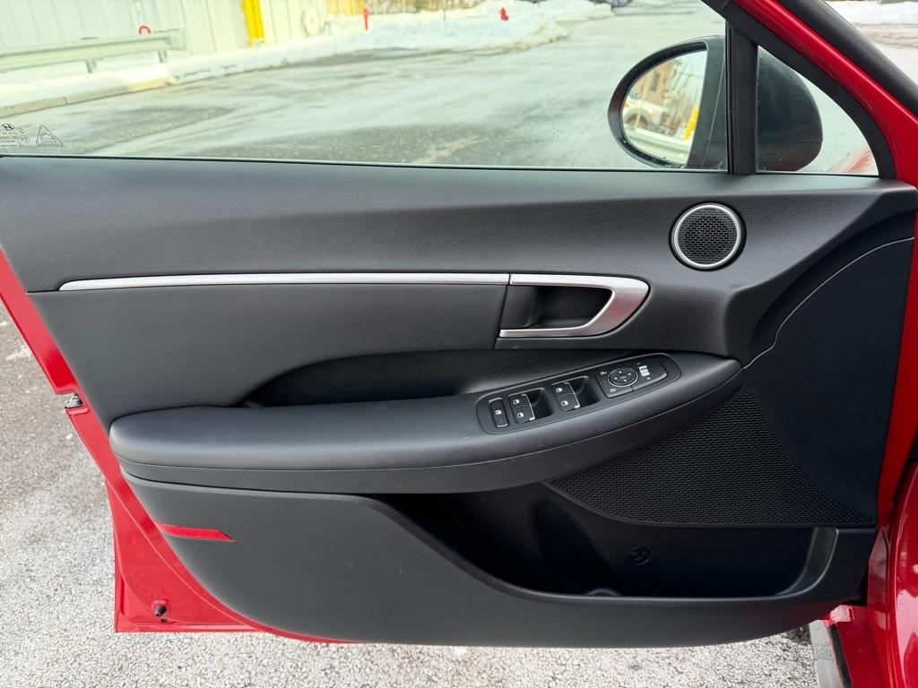 Hyundai Sonata Hybrid  2020