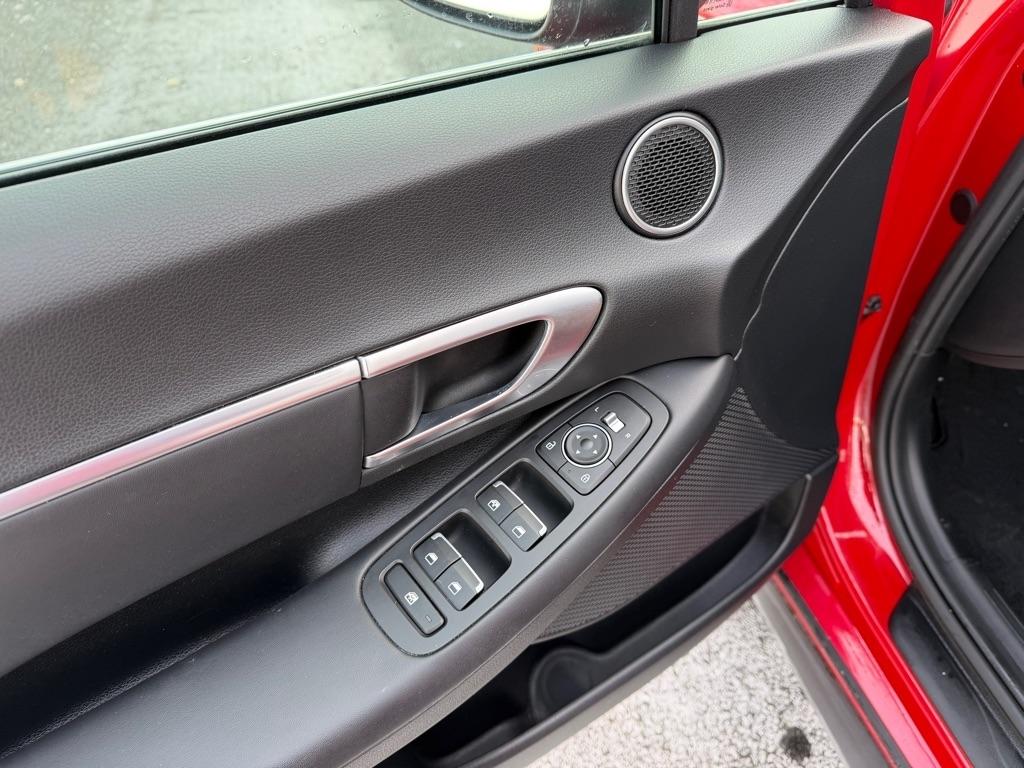 Hyundai Sonata Hybrid  2020