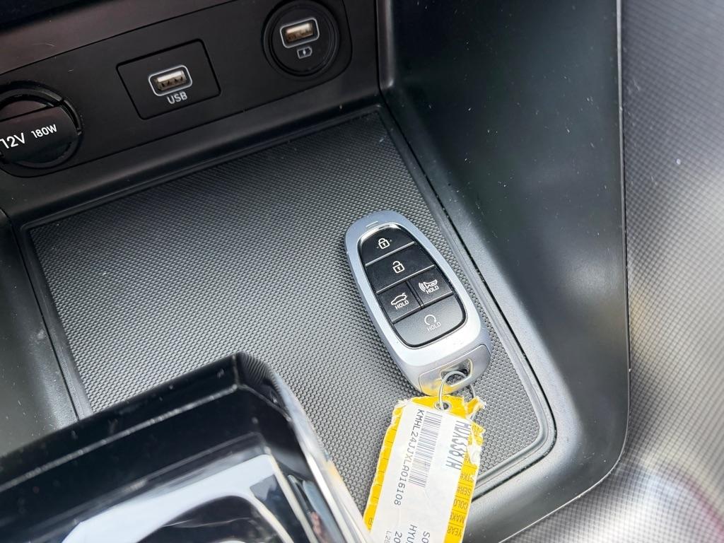 Hyundai Sonata Hybrid  2020