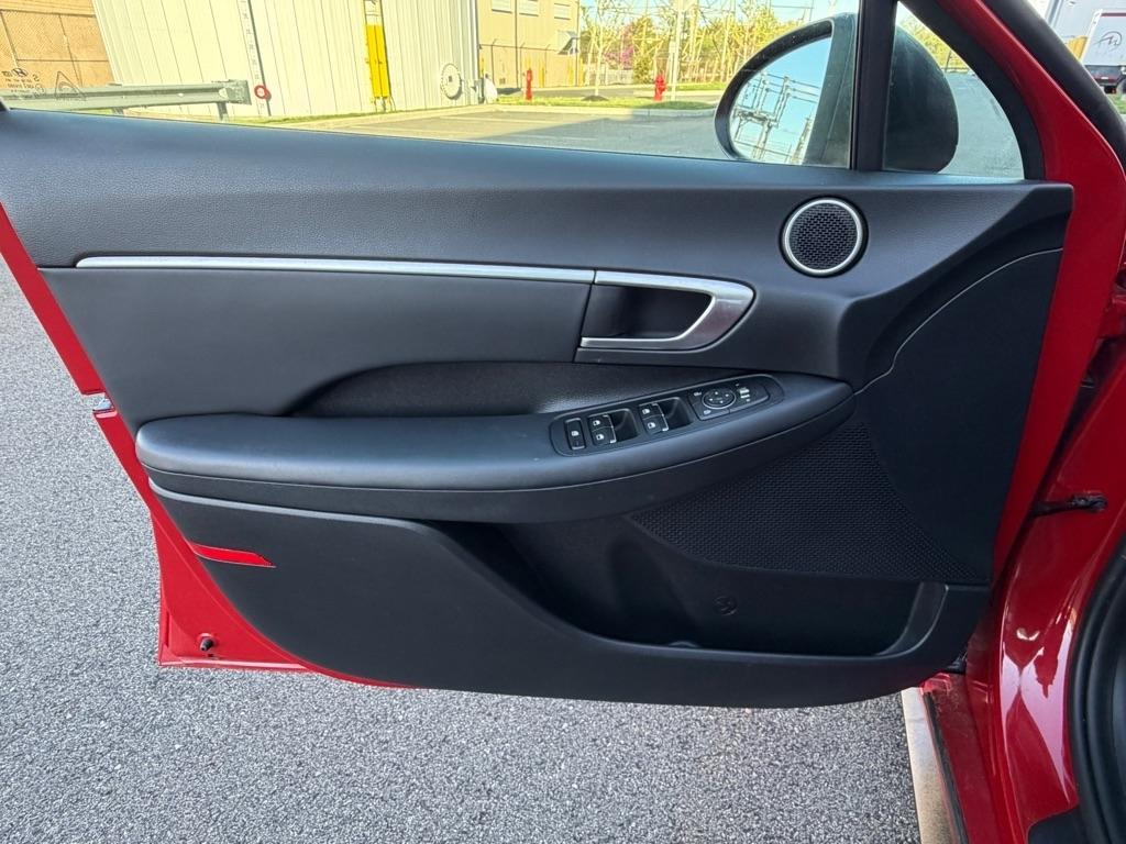 Hyundai Sonata Hybrid  2020