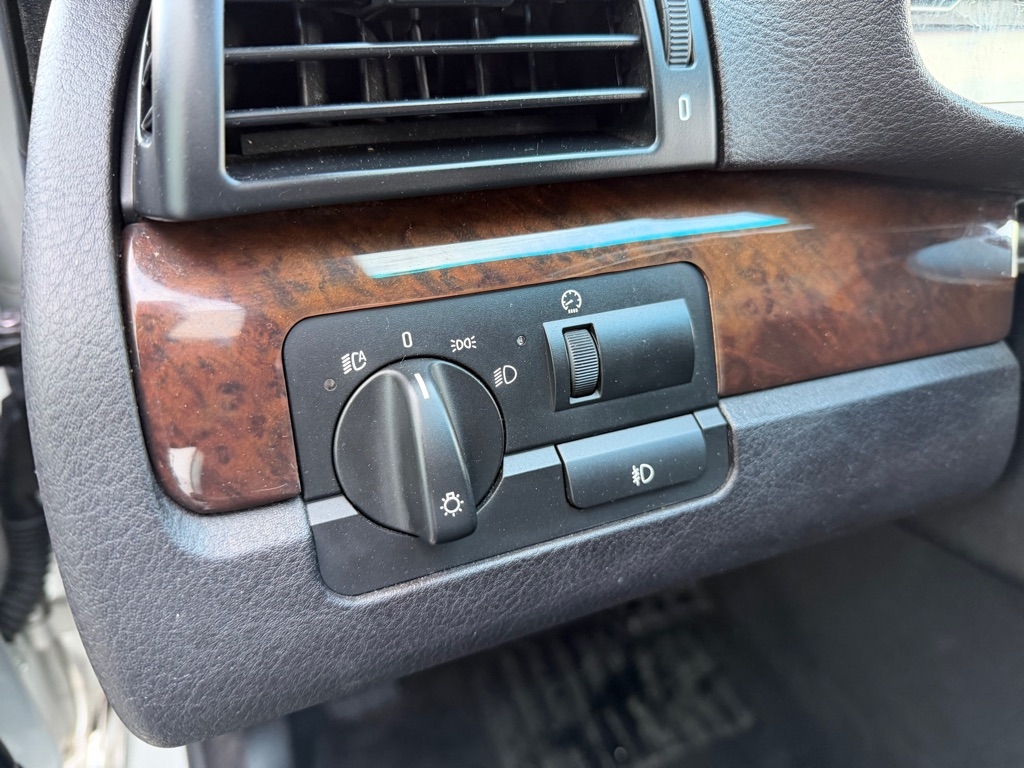 BMW 3-Series 330Ci convertible 2004