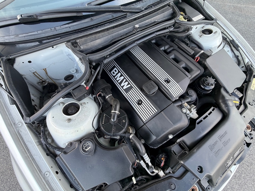 BMW 3-Series 330Ci convertible 2004