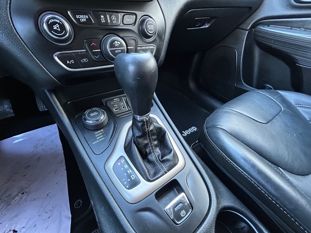 Jeep Cherokee Limited 4x4 2015