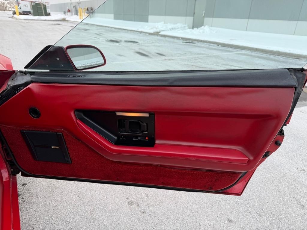 Chevrolet Corvette Convertible 1986