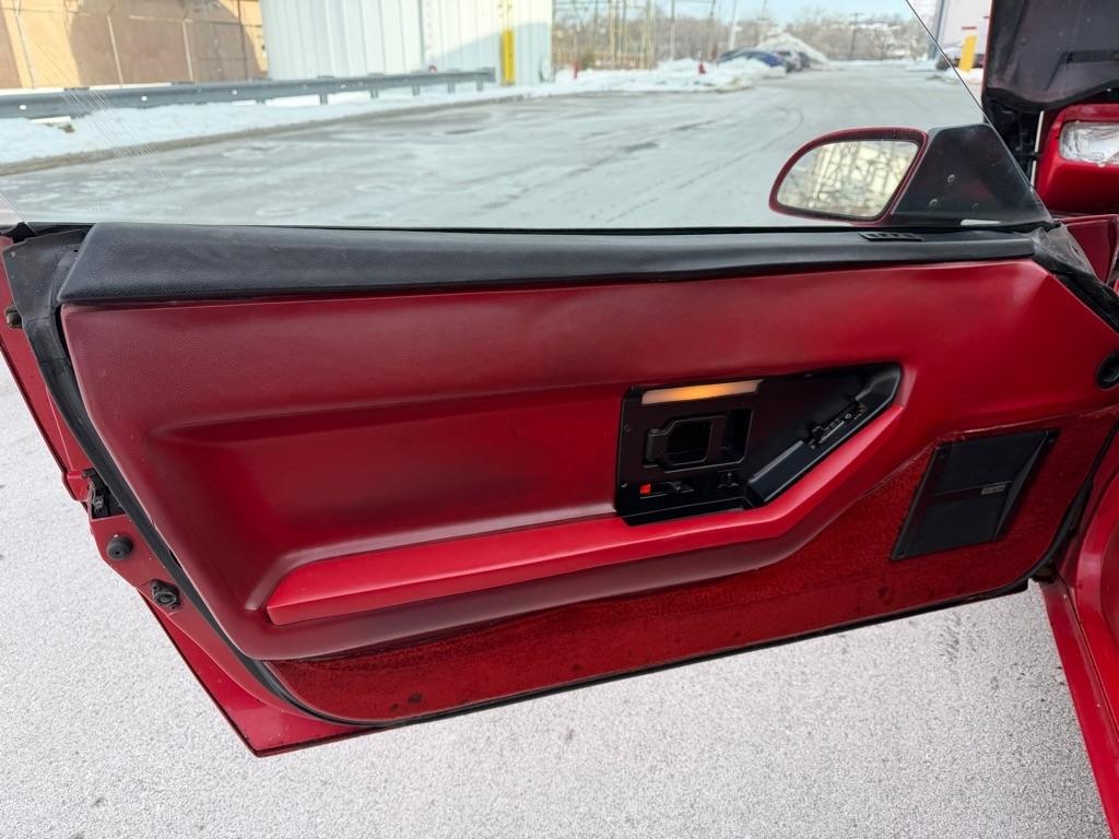Chevrolet Corvette Convertible 1986