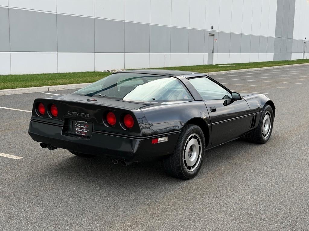 Chevrolet Corvette  1985