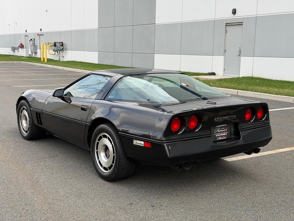 Chevrolet Corvette  1985