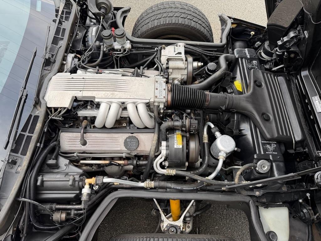 Chevrolet Corvette  1985