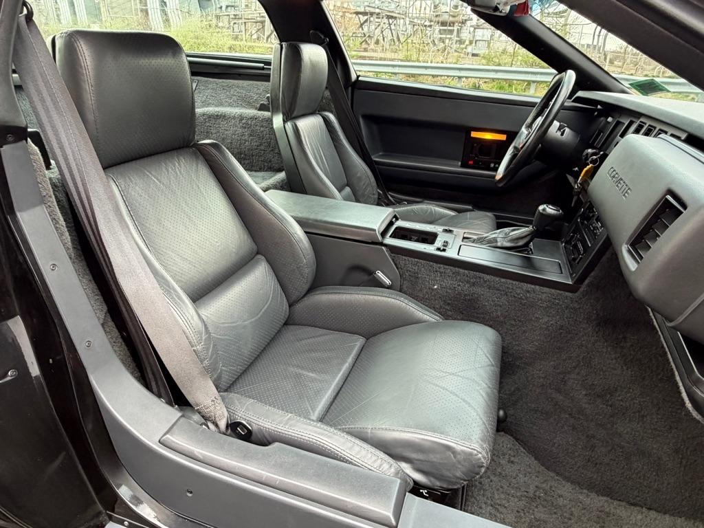 Chevrolet Corvette  1985