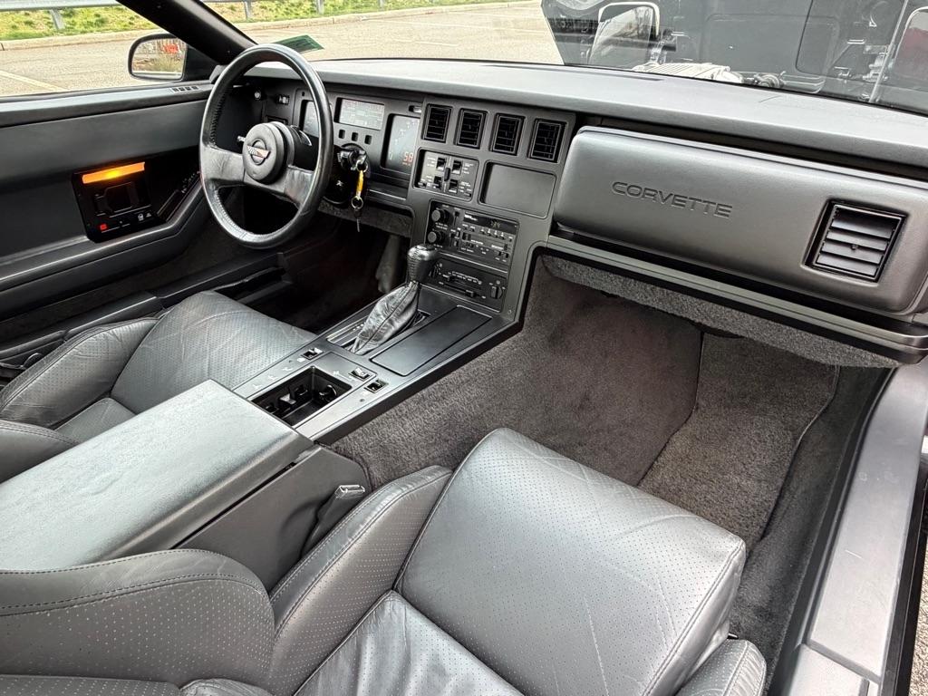 Chevrolet Corvette  1985