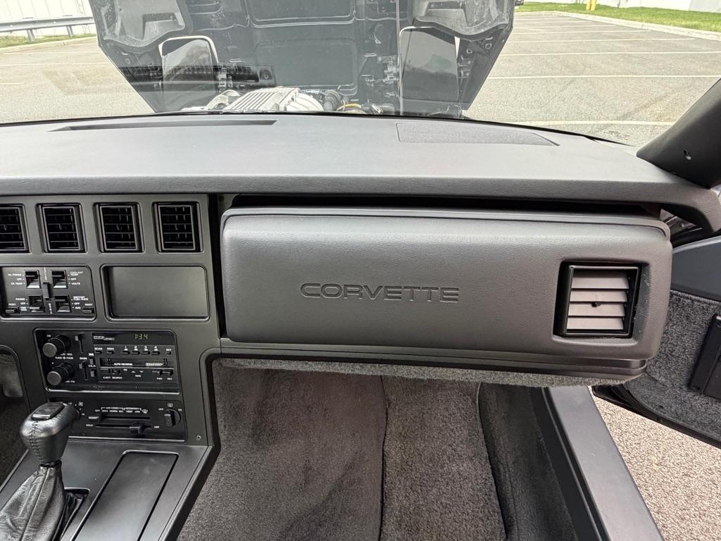 Chevrolet Corvette  1985