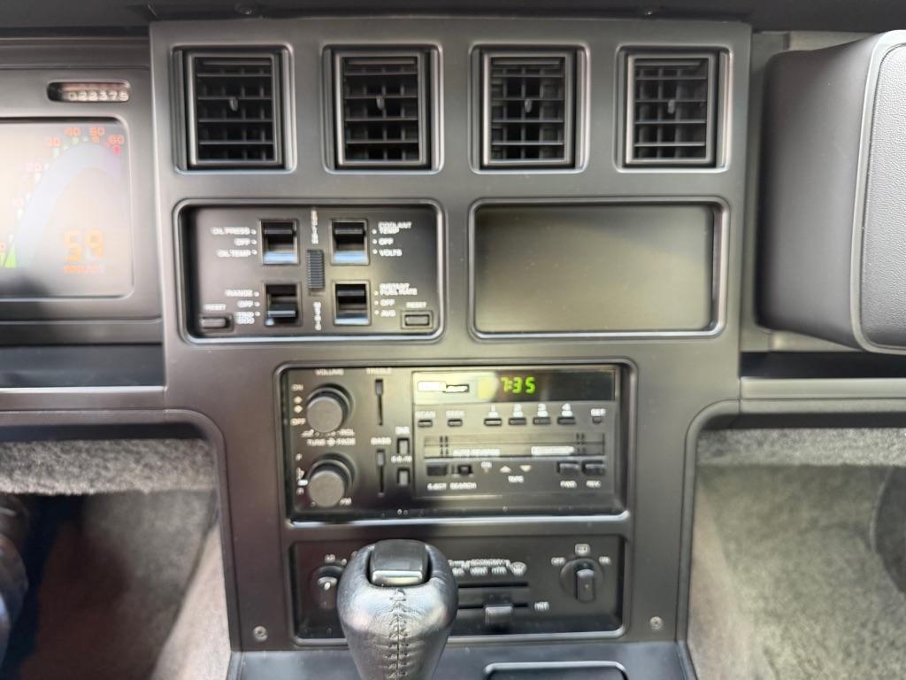 Chevrolet Corvette  1985