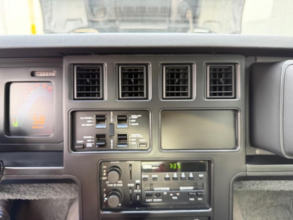 Chevrolet Corvette  1985