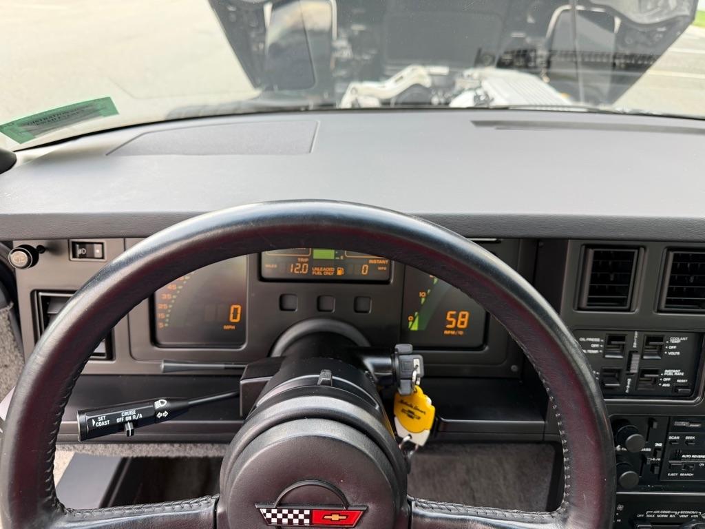 Chevrolet Corvette  1985