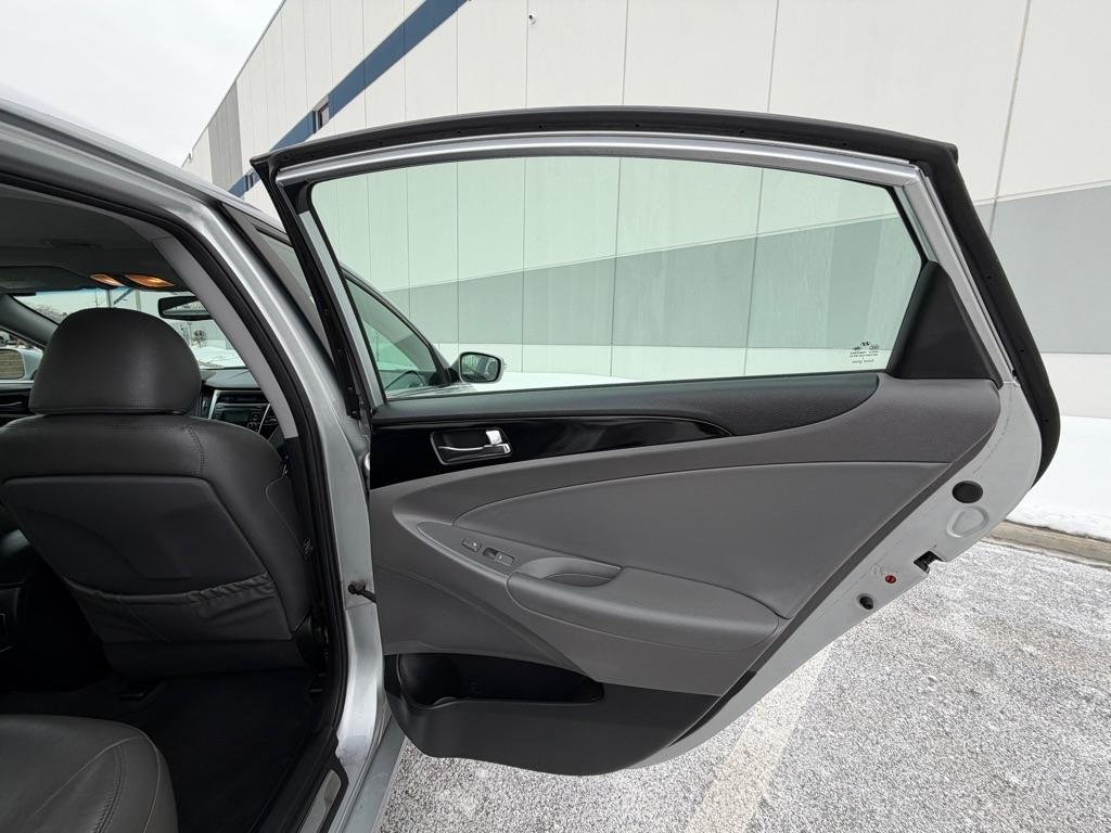 Hyundai Sonata Limited Auto 2013