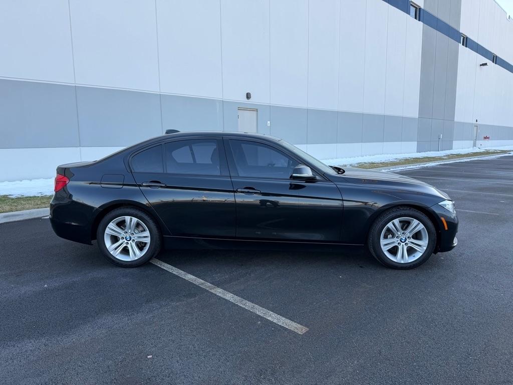 BMW 3-Series 328i xDrive Sedan 2016