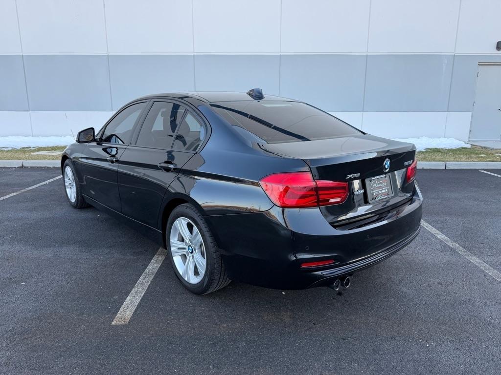BMW 3-Series 328i xDrive Sedan 2016