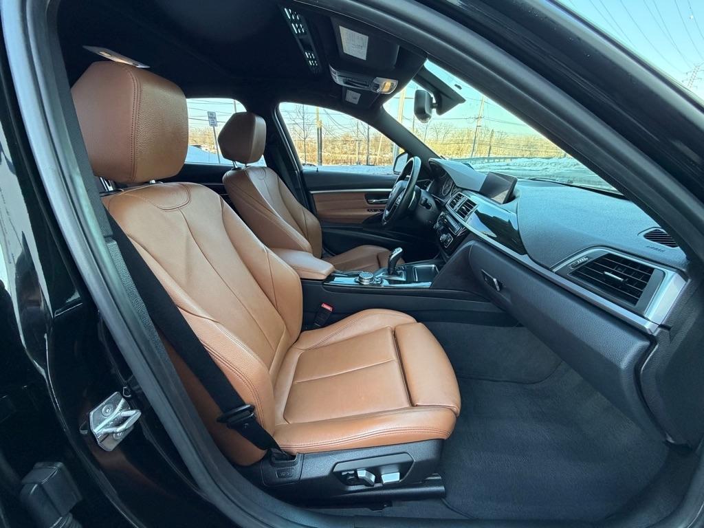 BMW 3-Series 328i xDrive Sedan 2016