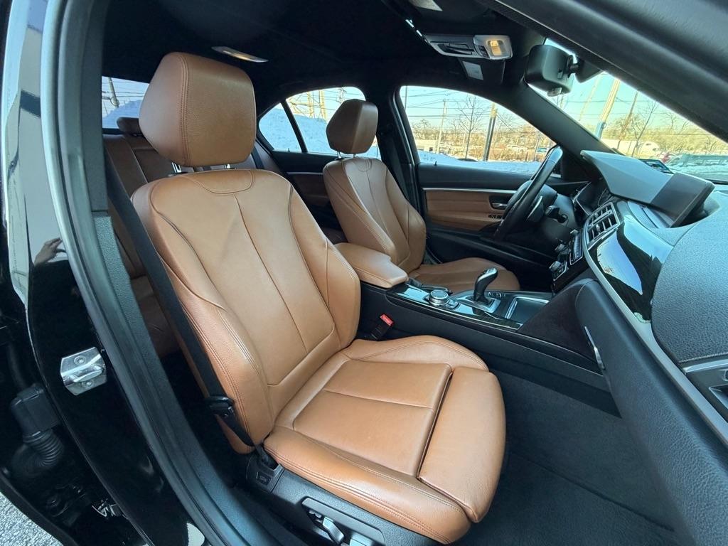 BMW 3-Series 328i xDrive Sedan 2016