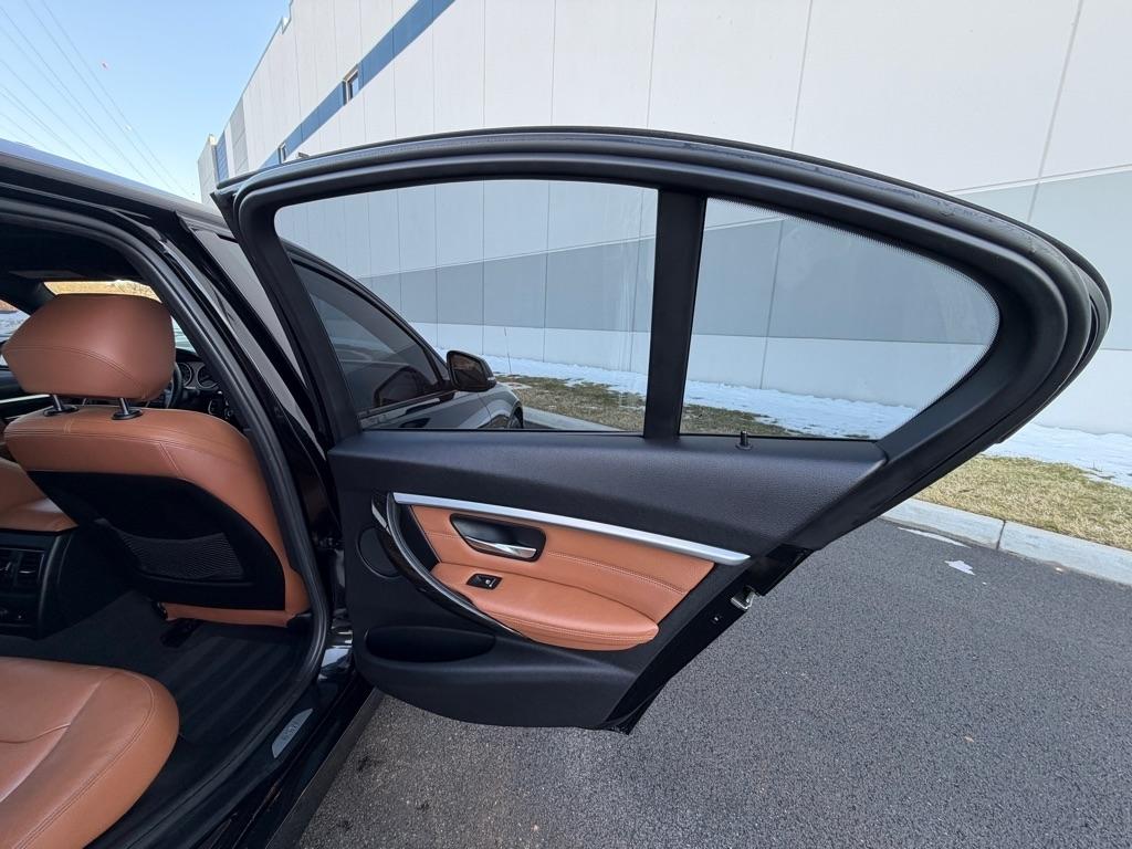 BMW 3-Series 328i xDrive Sedan 2016