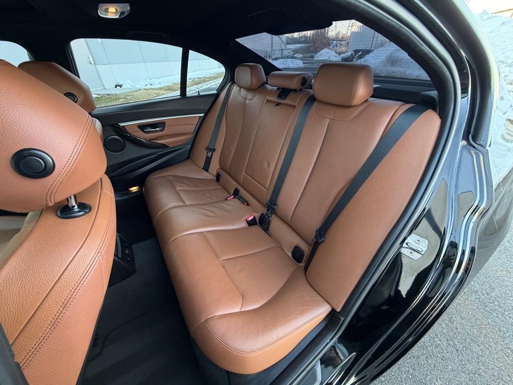 BMW 3-Series 328i xDrive Sedan 2016