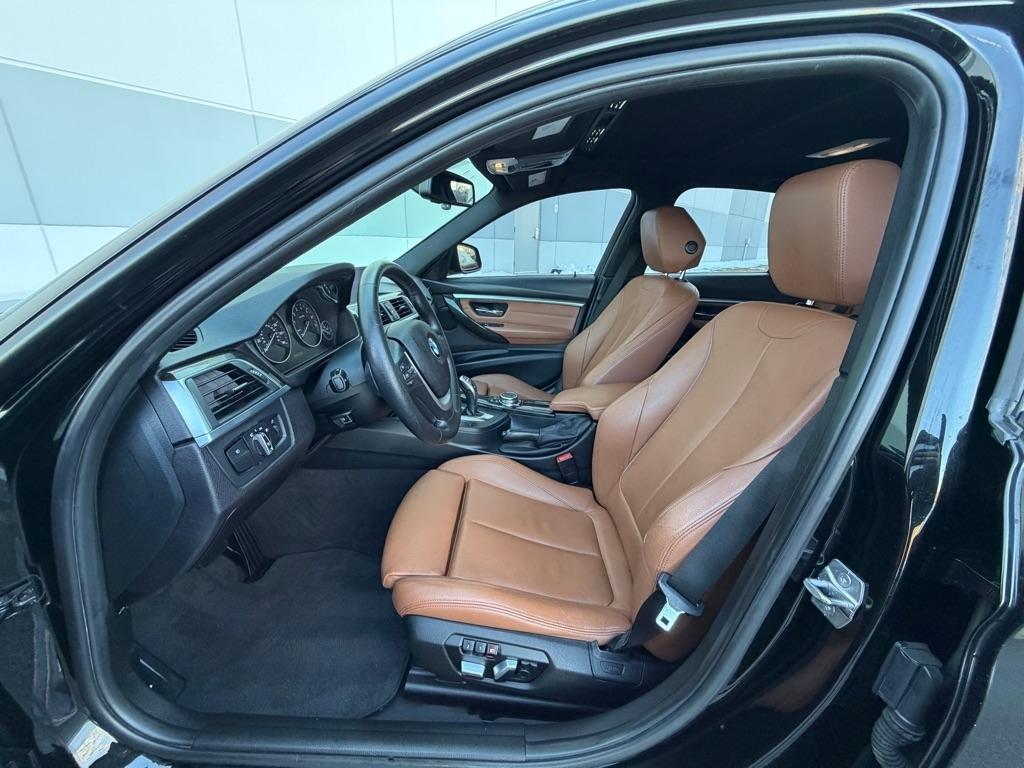 BMW 3-Series 328i xDrive Sedan 2016