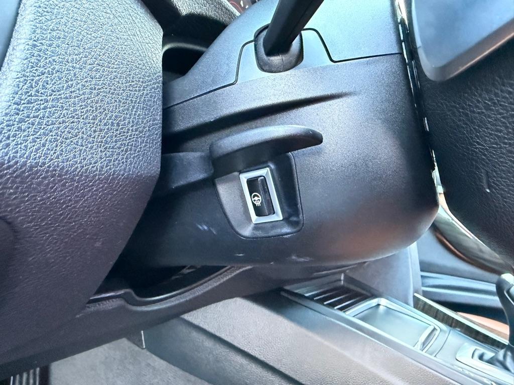 BMW 3-Series 328i xDrive Sedan 2016